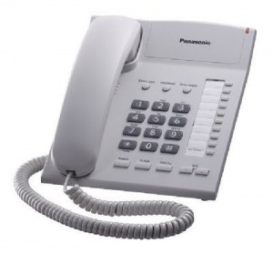 Điện thoại bàn Panasonic KX-TS820 - mầu đen, có điều chỉnh âm lượng, 20 số quay nhanh, gọi lại số cuối cùng