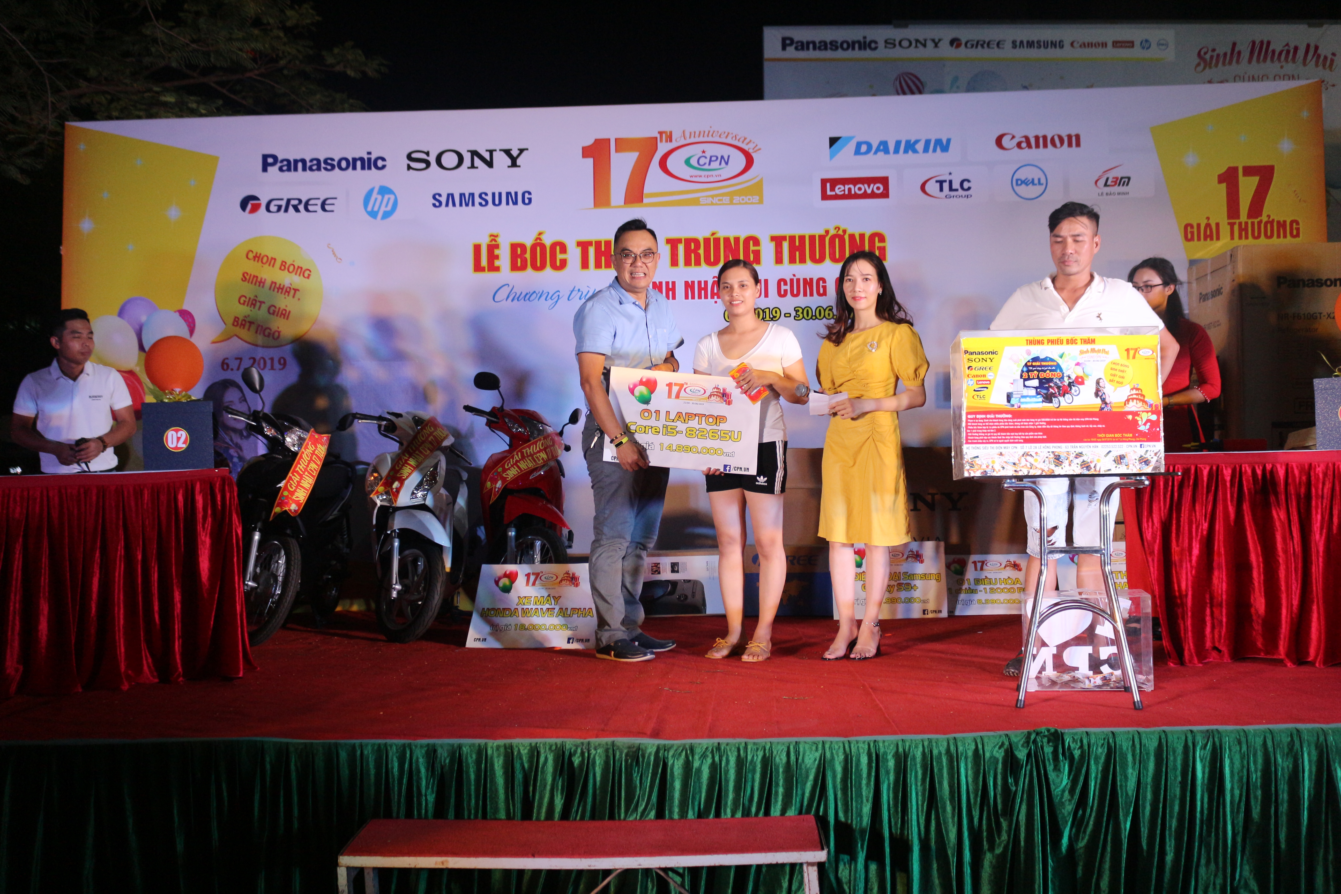 img-4525.jpg img-4525.jpg