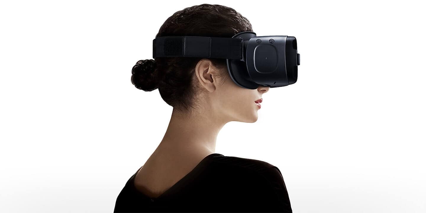 vn-feature-gear-vr-r325-80774497.jpg vn-feature-gear-vr-r325-80774497.jpg